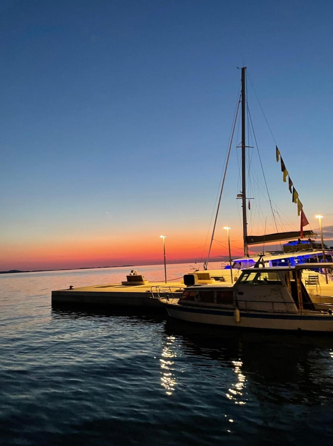 Apartment And Rooms Sidro Petrcane Εξωτερικό φωτογραφία