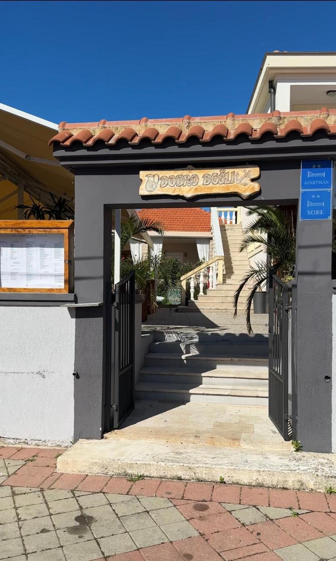 Apartment And Rooms Sidro Petrcane Εξωτερικό φωτογραφία