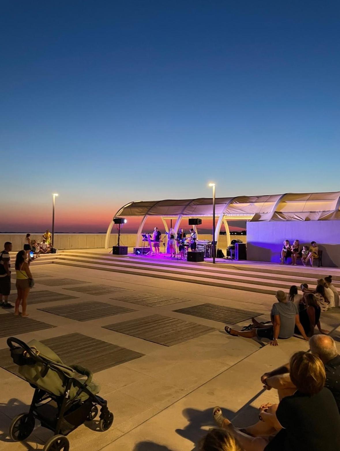 Apartment And Rooms Sidro Petrcane Εξωτερικό φωτογραφία